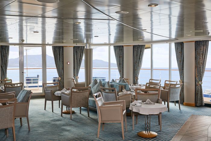 Entertainment on Silver Whisper
